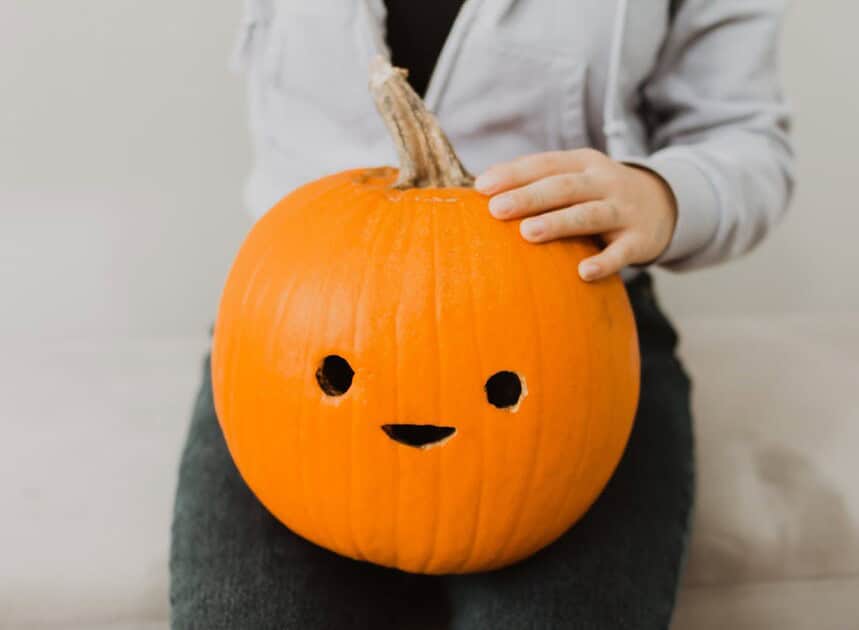 Halloween w szkole – pomysły na zajęcia, przebrania i dekoracje